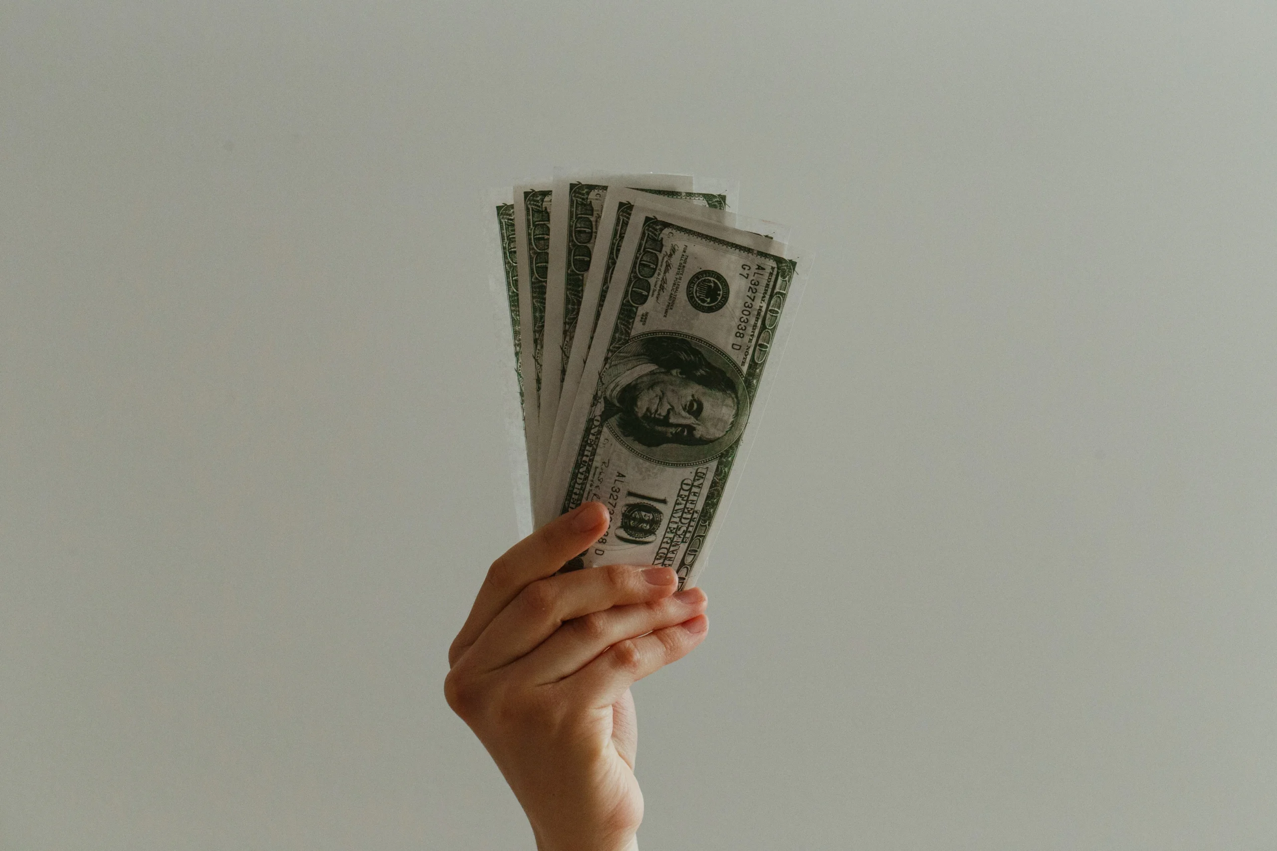 How to invest your first salary